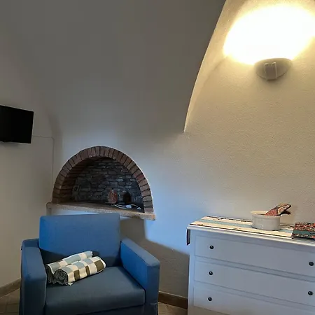 La Cantina Di Peo Apartament *